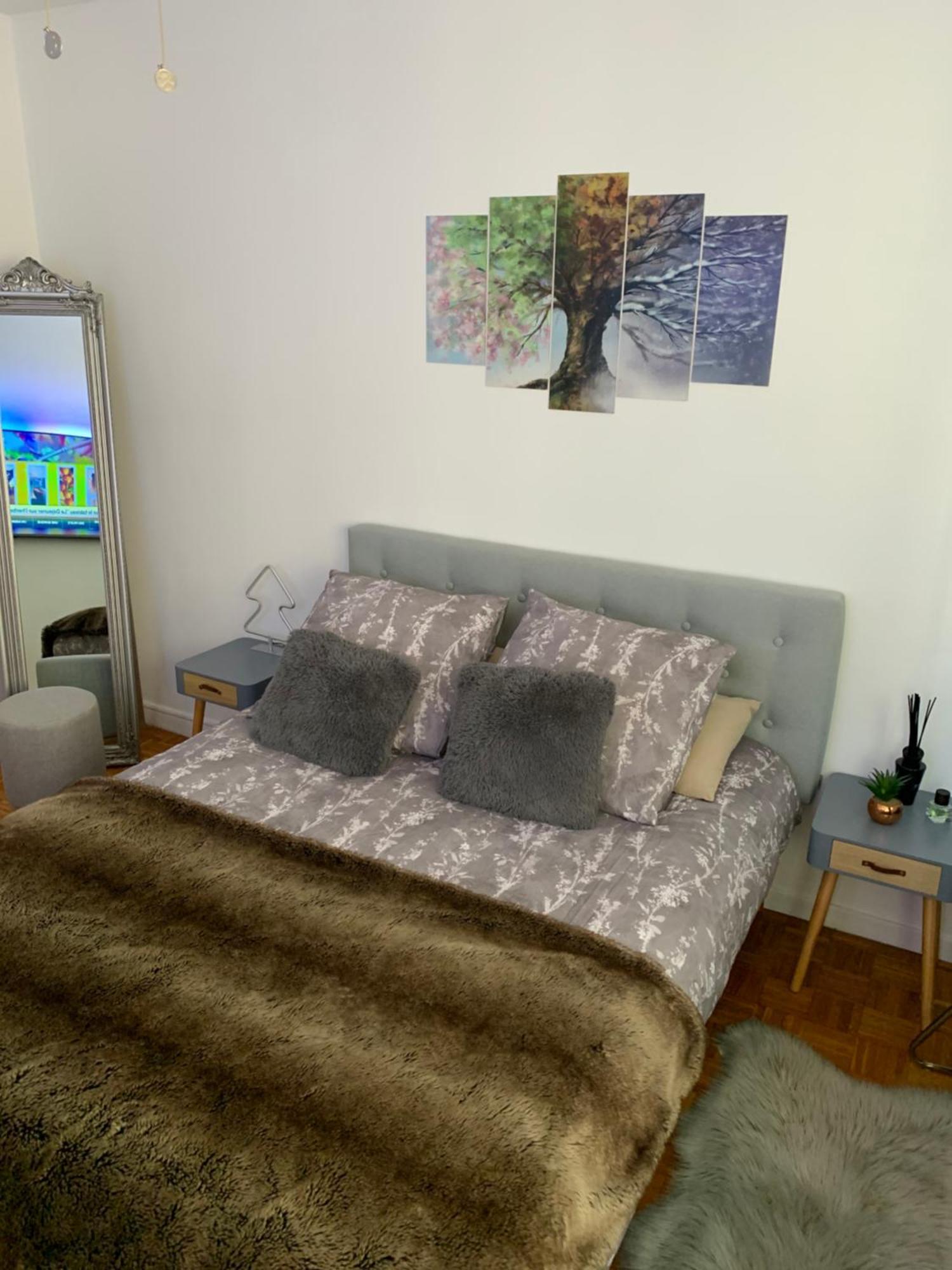 Jolie Chambre Marseille Centre Appartement Buitenkant foto